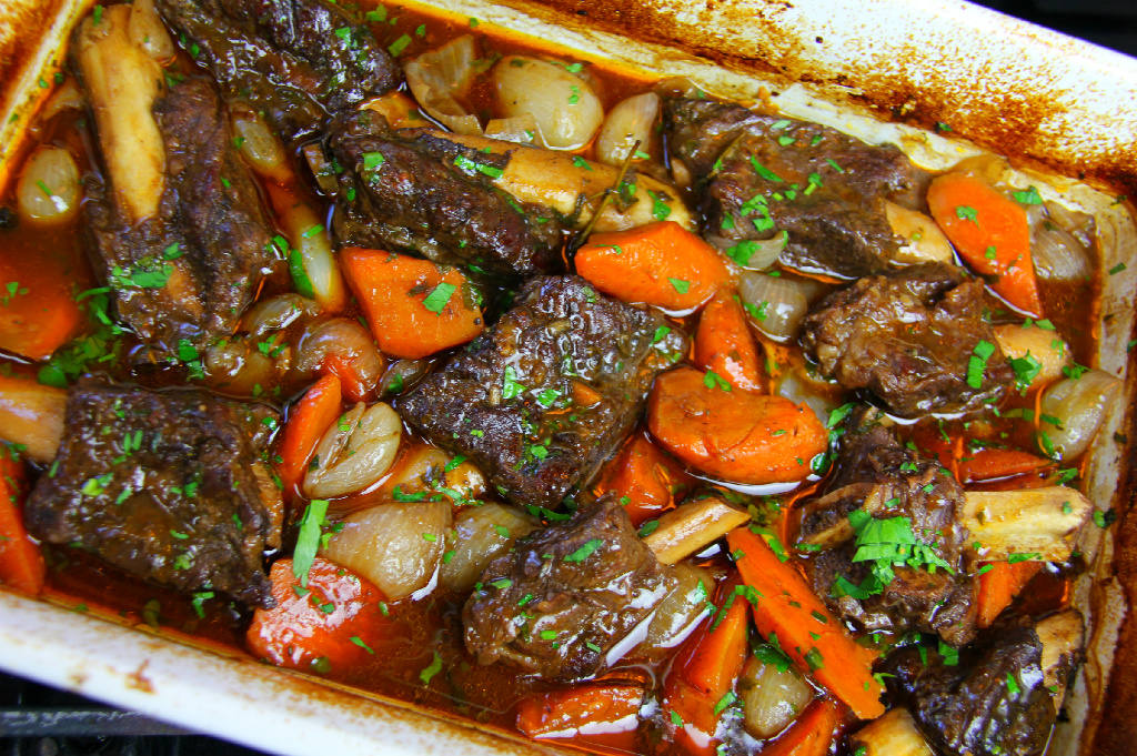 how do you cook beef short ribs in the oven